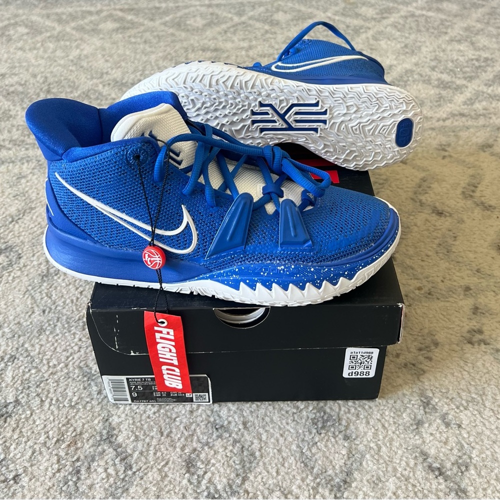 Nike Kyrie 7 TB Basketball shoes